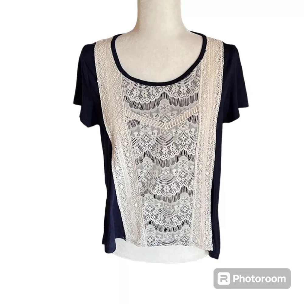 Demeanor Navy Blue White Lace Short Sleeve Top Size L